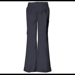 Cherokee Maternity Flexibles Scrubs (12 pieces)