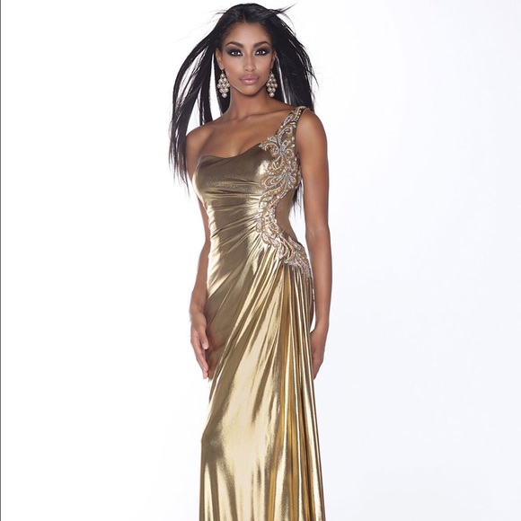 Gold prom dress