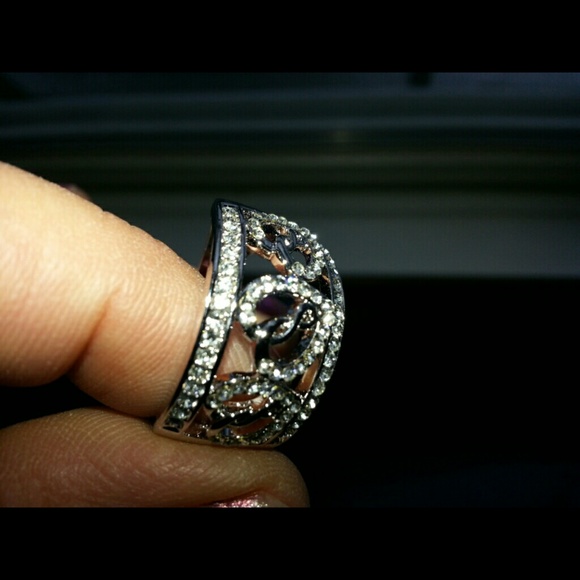 Heart infinity ring 18k white gold plated