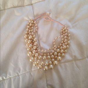 Pearl choker necklace