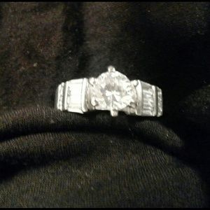 Sterling silver .925 stamped cz ring.
