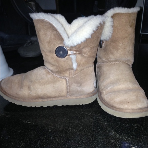 Chestnut one button uggs