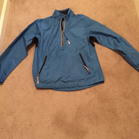Nike windbreaker