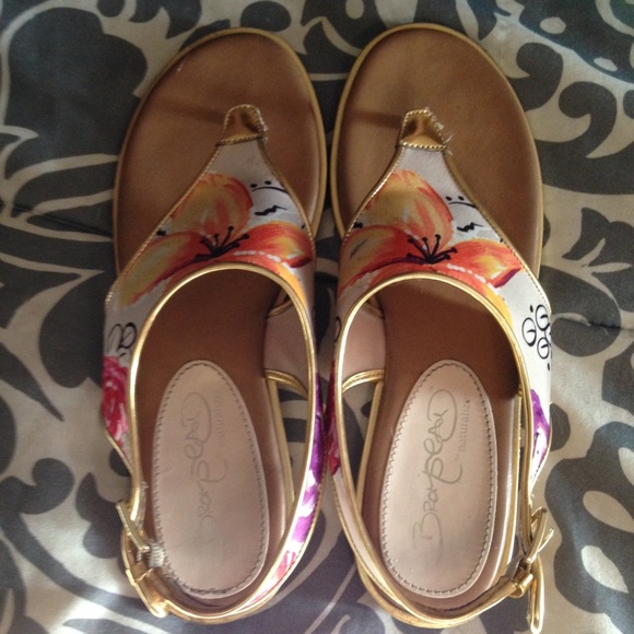 Summer sandals
