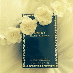 Marc Jacobs *Daisy* Toilette spray 3.4oz🎀