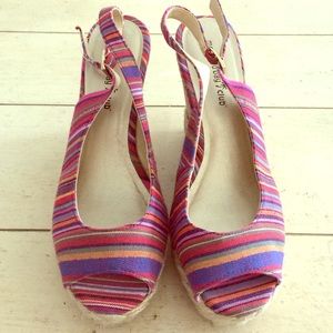 NWOT- colorful wedges