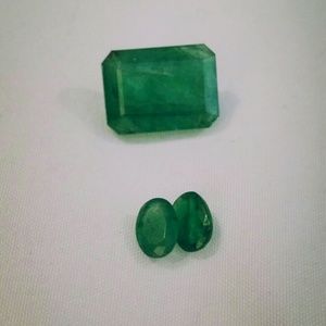 3 loose genuine emerald stones