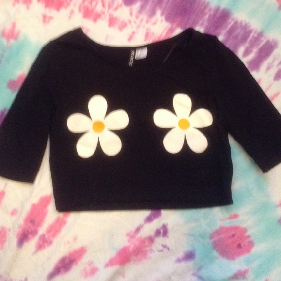 Daisy crop top