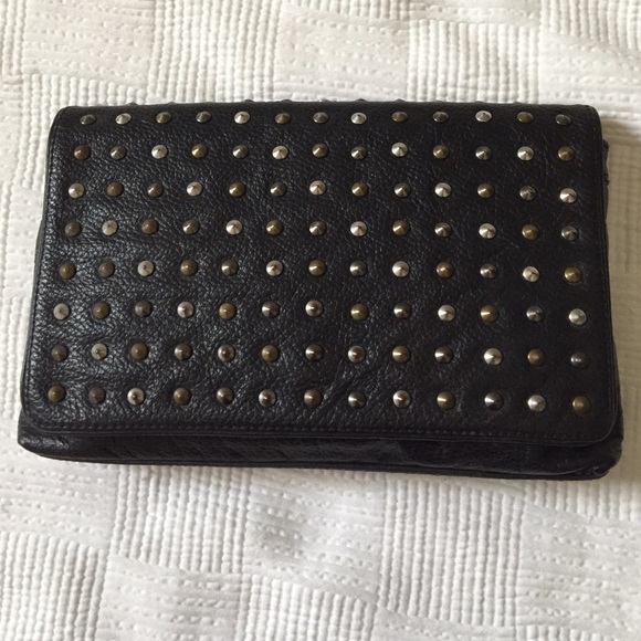 BCBG Handbags - 🎉EDITOR'S PICK🎉 bcbg studded clutch