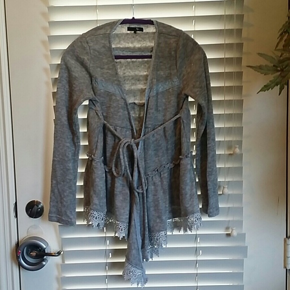 Ryu lace and ruffle light gray sweater