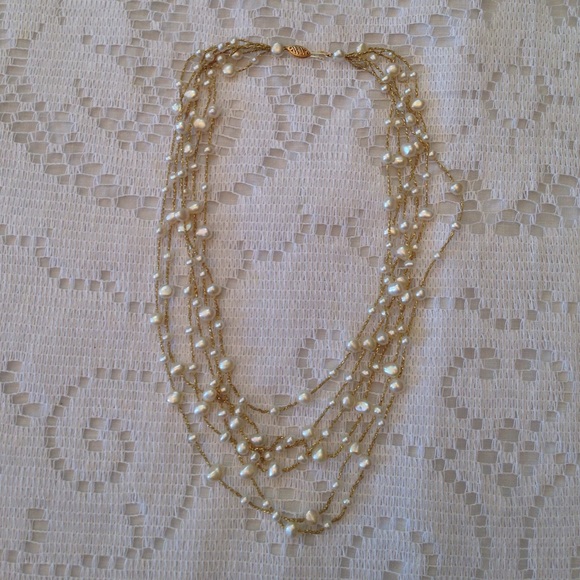 💥FLASH SALE💥Pearl Multi Strand Necklace