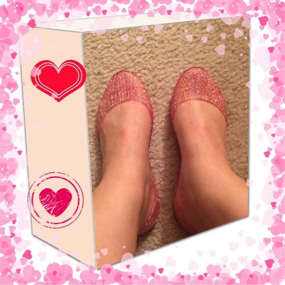 Pink rain shoes.