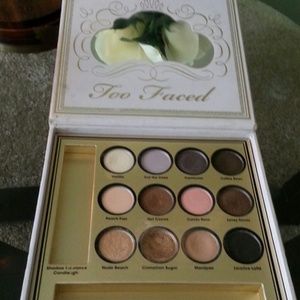 Too faced shadow Bon Bons
