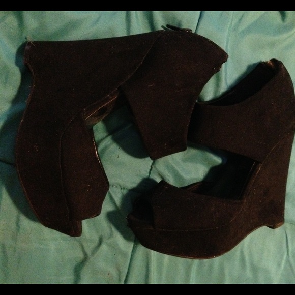 forever 21 wedge suede shoes - Picture 2 of 4
