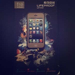 iPhone 5 LifeProof Case