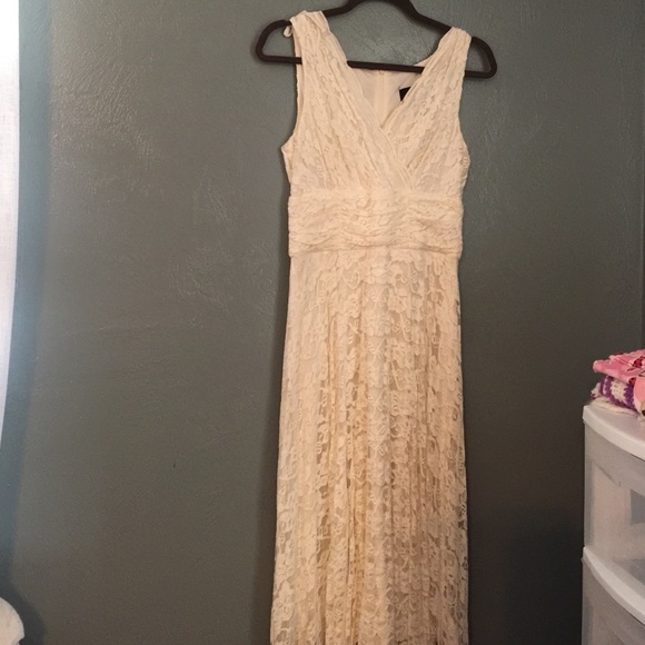 Lace dress