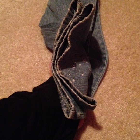 Amethyst distressed jeans - Picture 3 of 3