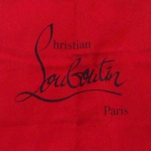 L😳😳king for authentic CL dust bags