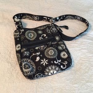 Thirty one cross body bag