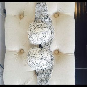 Vs sexy lace strapless bra and bikini set