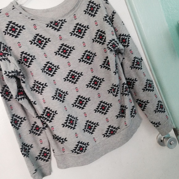 Tribal pattern crewneck