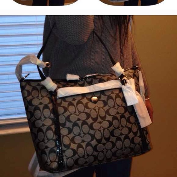 Large Coach bag 👜👜👜👜 - Picture 4 of 4