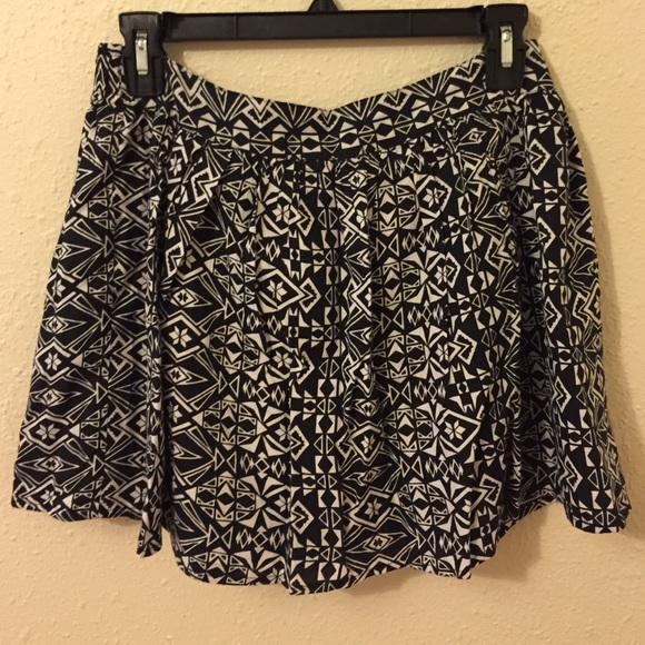 Black & white tribal skirt