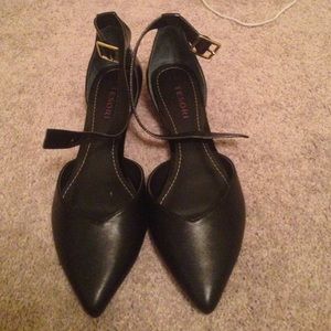 Awesome brand new and never worn shoes