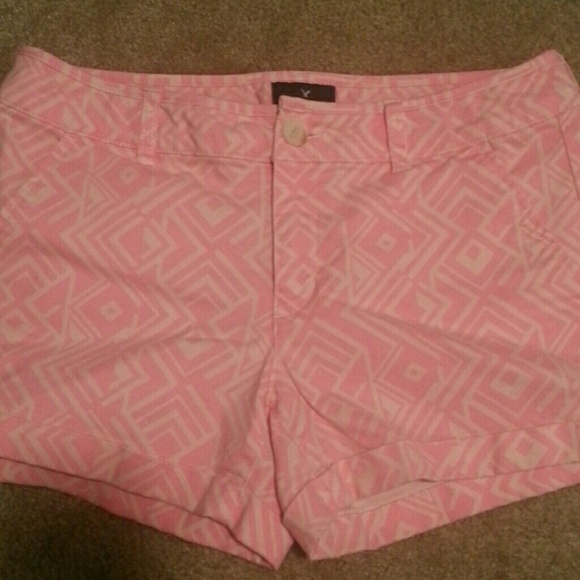 Hot pink and cream shorts!