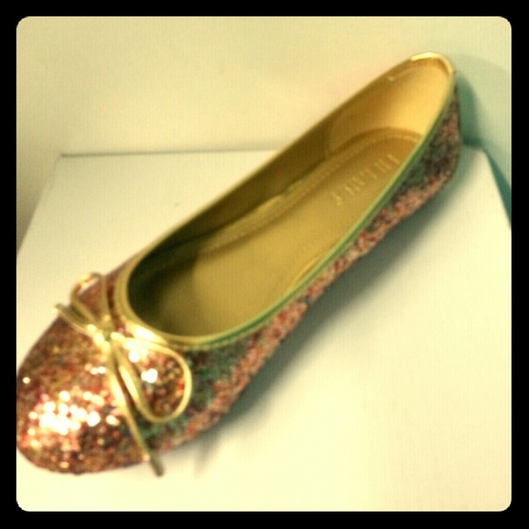 S34 Gold Glitter Bailerina