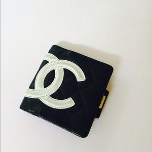 Authentic Chanel Wallet, Hot Pink Inside