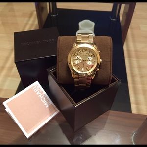 💯%Authentic Ladies Mk watch.