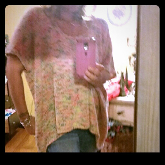 Beautiful Honey Punch sweater top