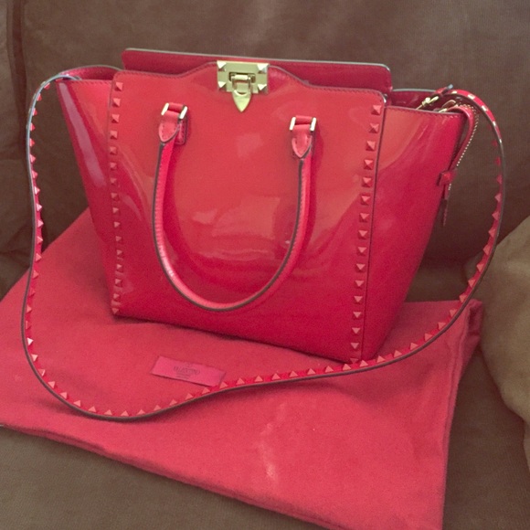 Reserved for @prettyputri Valentino rockstud