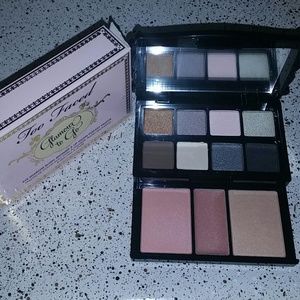 SOLD SOLD NEW Too Faced Glamour to Go palette
