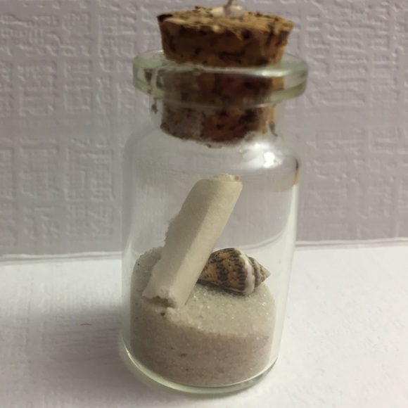 Custom made Message in a Bottle Pendant - Picture 2 of 2