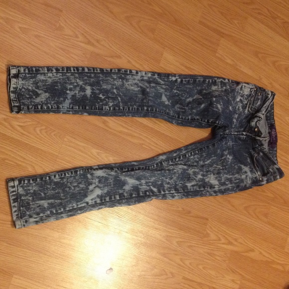 Jeans - Picture 3 of 4