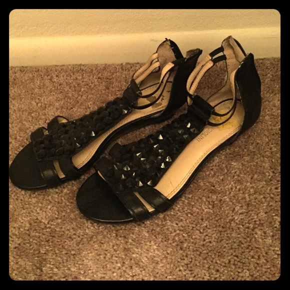 Adorable Enzo Angiolini Sandals