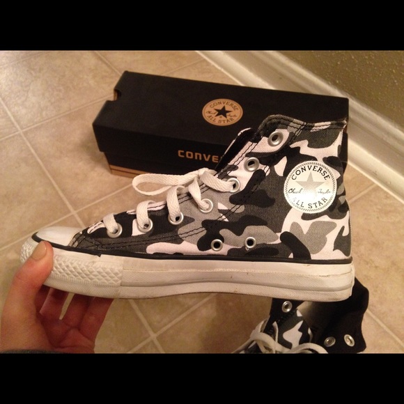 Camo converse - Picture 3 of 3