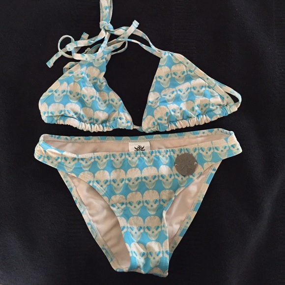 Paula Thomas for Thomas Wylde Bikini