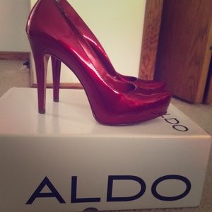 👠New Aldo Red Heels👠
