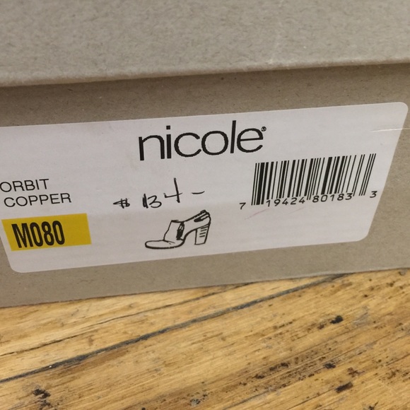 Boots - Picture 2 of 3