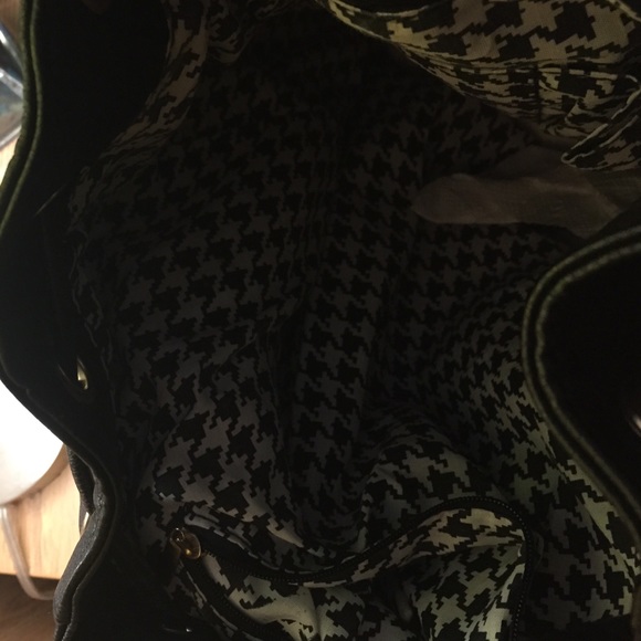 Studded back pack - Picture 4 of 4