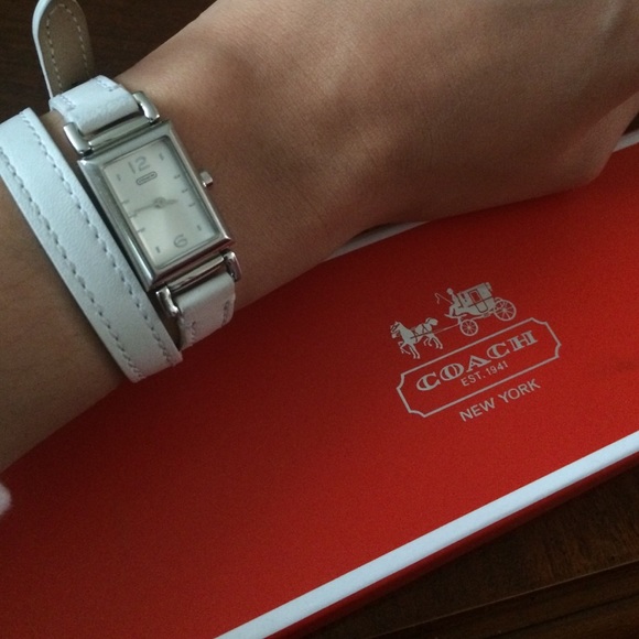 coach double wrap watch