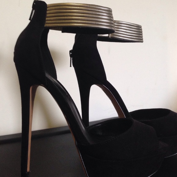 Black heels