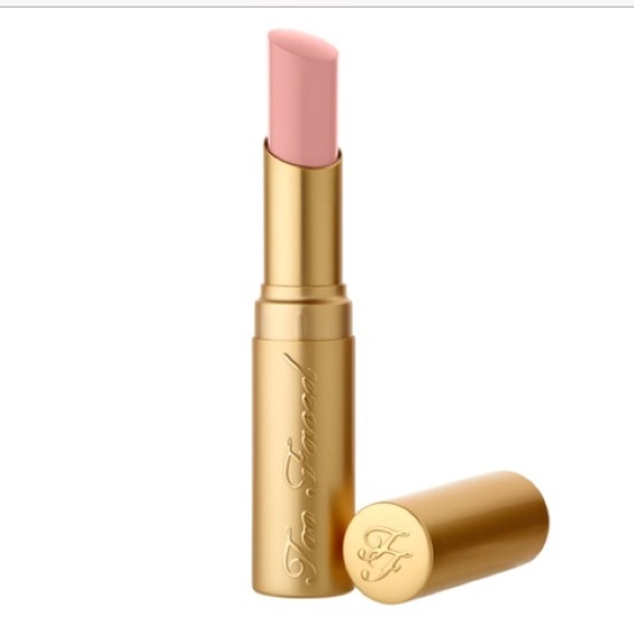 Too faced lipstick in nude beach