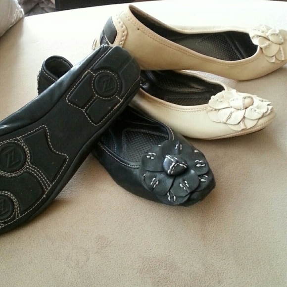 2 for 1, Adrienne Vittadini shoes! - Picture 4 of 4