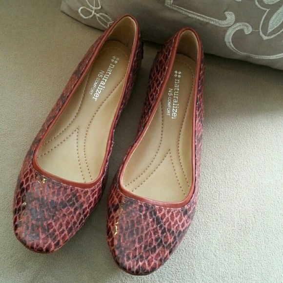 Naturalizer flat shoes - Picture 3 of 4