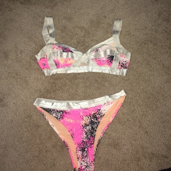 H&M SWIMSUIT👙