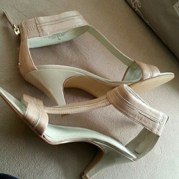 Nude Nine West Sandals - Picture 3 of 4